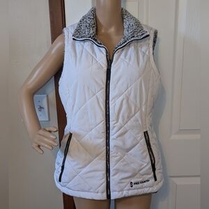 Free Country Women's Expedition II Stratus Lite Reversible Vest white&Grey -med